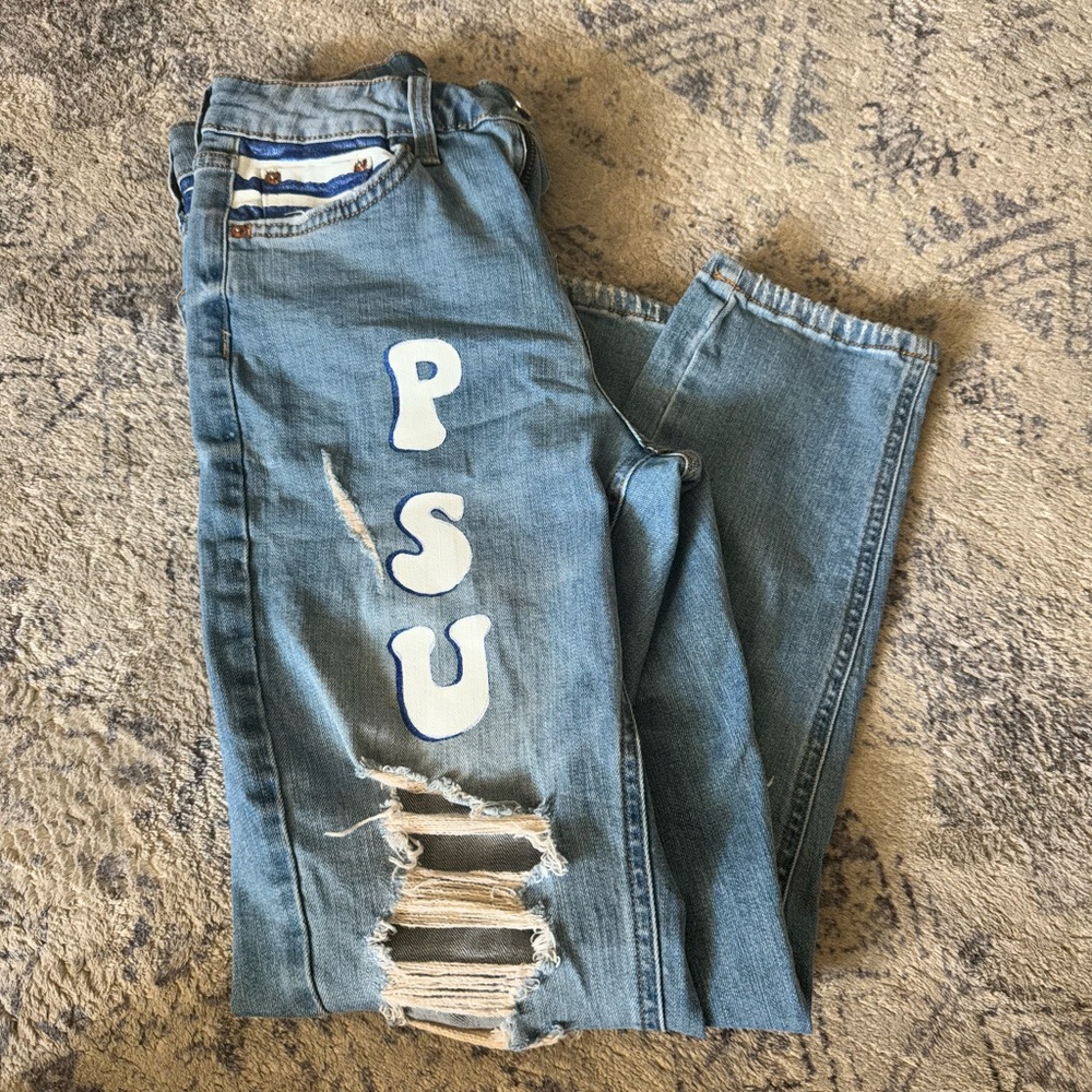 Penn State custom painted High Rise Mom Jean (Wild Fable)